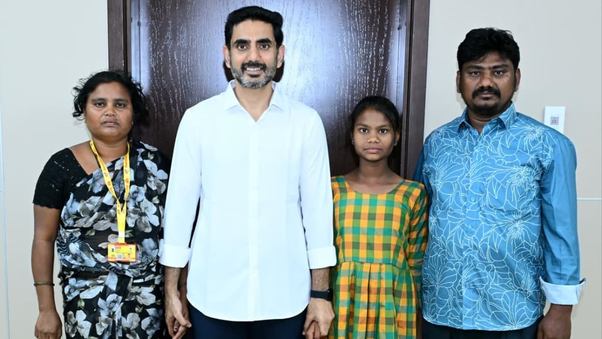 అర్జున్ కుటుంబానికి మంత్రి నారా లోకేష్ భరోసా: జీవితాంతం అండగా ఉంటానని హామీ