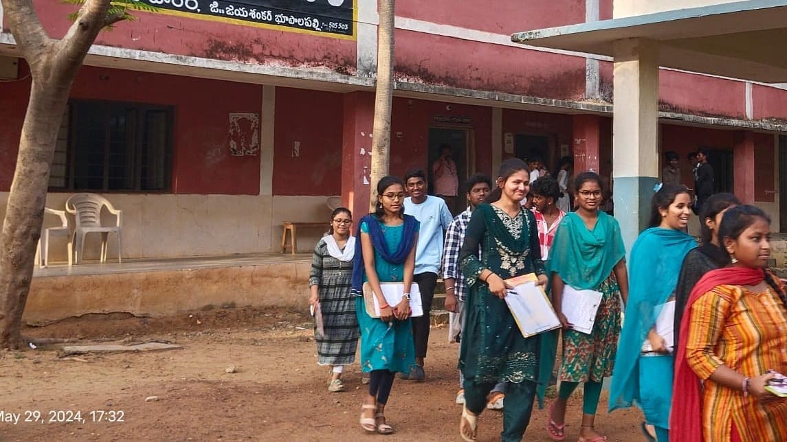 ఏపీలో జూనియర్ కాలేజీలకు భారీ సెలవులు