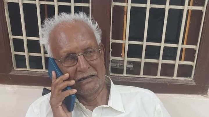 టీడీపీ సీనియర్ నేతతో ఫోన్‌లో మాట్లాడిన మంత్రి నారా లోకేష్