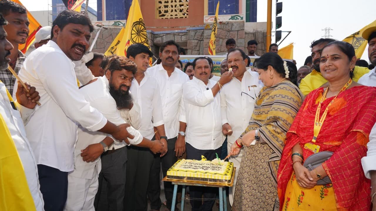 అమరావతికి చట్టబద్ధతపై అనంతలో సంబరాలు – ఎమ్మెల్యే దగ్గుపాటి ఆధ్వర్యంలో భారీ వేడుకలు