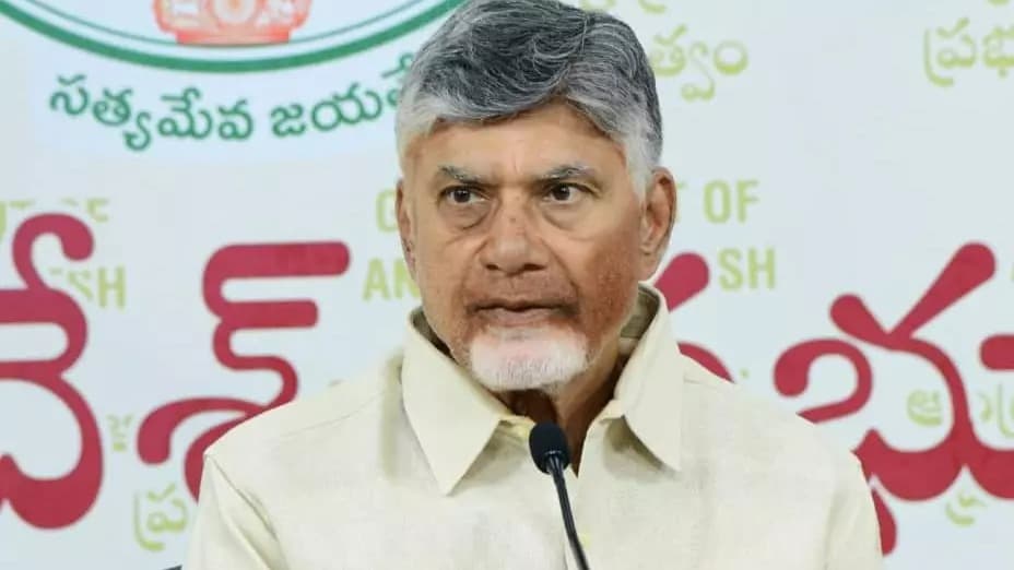 అమరావతిలో టీడీపీ కేంద్ర కార్యాలయానికి చంద్రబాబు రాక: శిక్షణా తరగతుల్లో పాల్గొని కీలక చర్చలు