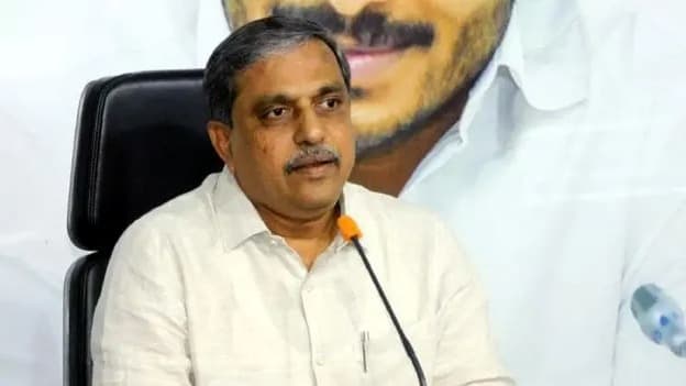వైసీపీ జిల్లాల నేతలతో సజ్జల టెలికాన్ఫరెన్స్… ‘మావిగన్ రాజధాని’పై పార్టీలైన్ ప్రచారం ఆదేశాలు, లోపల అసంతృప్తి