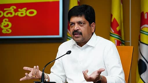 మత్స్యకారుల సంక్షేమానికి కట్టుబడి ఉన్నాం – మంత్రి కొల్లు రవీంద్ర