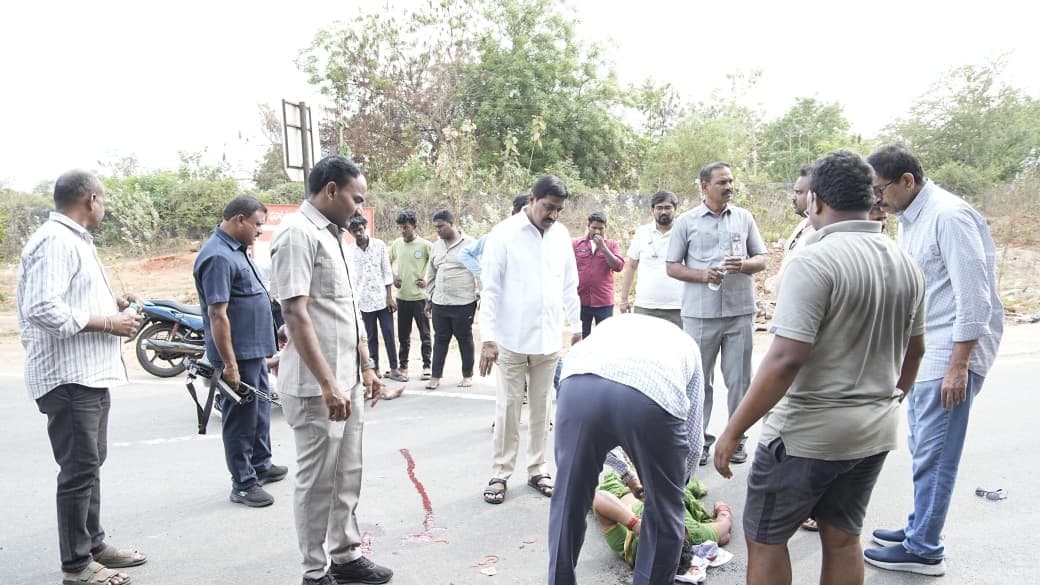 ప్రమాద బాధితులకు అండగా నిలిచిన మంత్రి బీసీ జనార్దన్ రెడ్డి