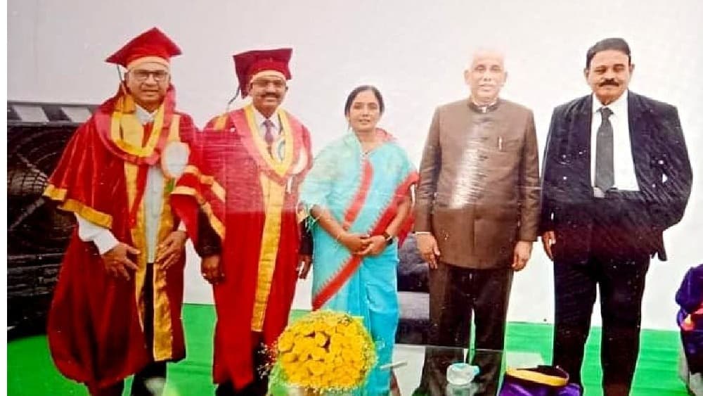 ఘనంగా JNTU 15వ స్నాతకోత్సవం
