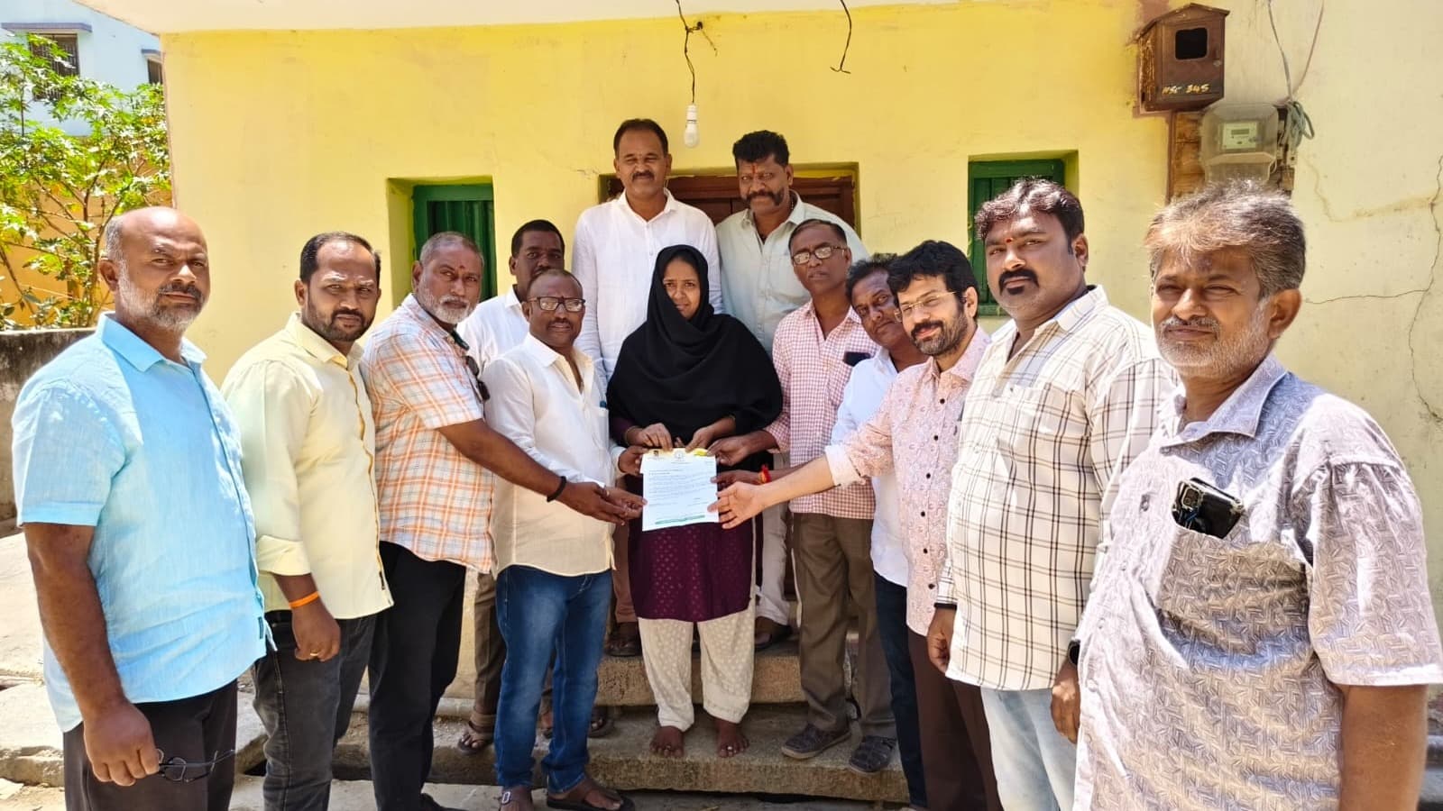 కుప్పంలో సీఎం రిలీఫ్ ఫండ్ చెక్కుల పంపిణీ