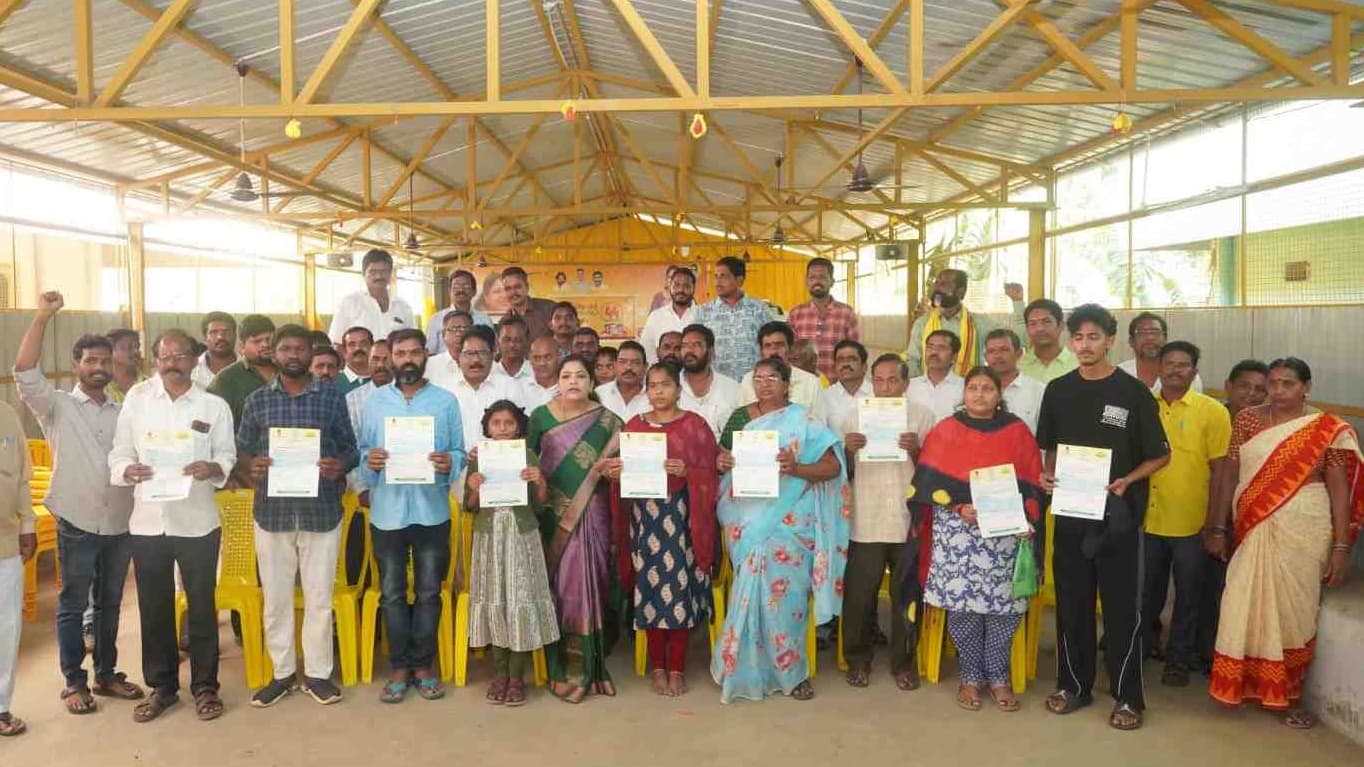 సీఎం సహాయనిధి ద్వారా లబ్ధిదారులకు సహాయం