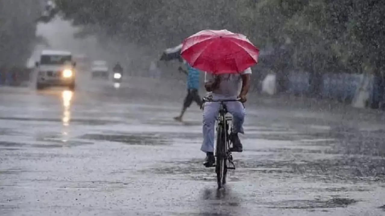 తెలంగాణలో కాసేపట్లో వర్షాలు.. పలు జిల్లాలకు వాతావరణ హెచ్చరిక