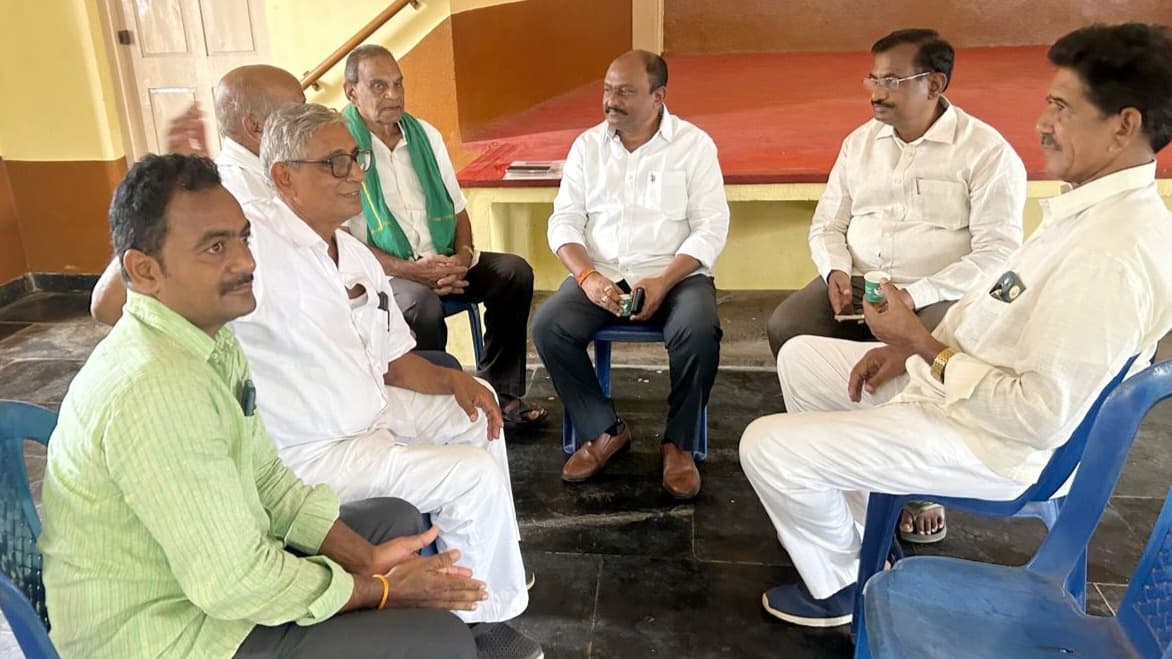 రైతు సంఘ రాష్ట్ర సమితి సమావేశాల్లో విక్కుర్తి