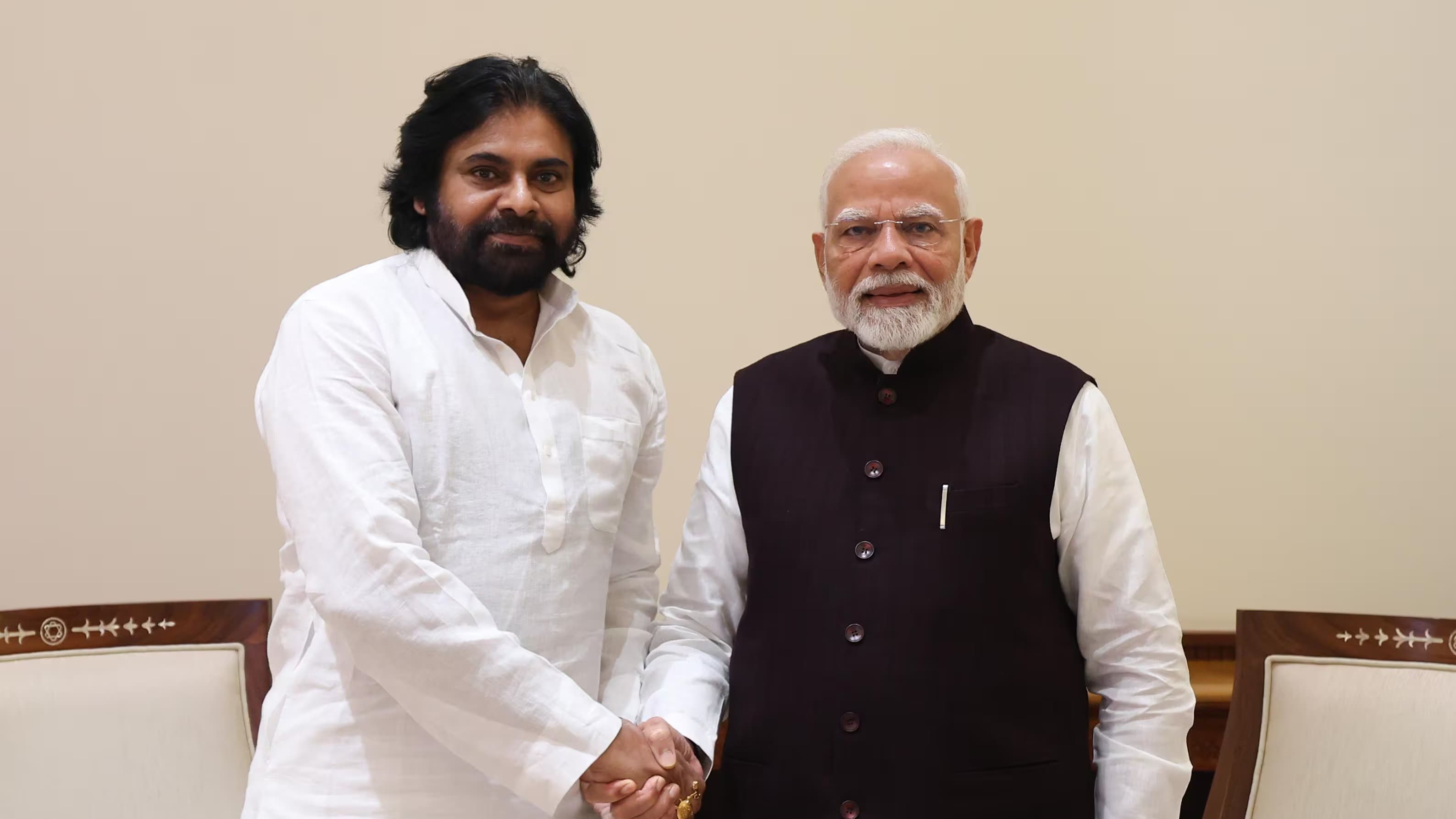 పవన్ కళ్యాణ్ ఇంటికి రేపు ప్రధాని మోదీ