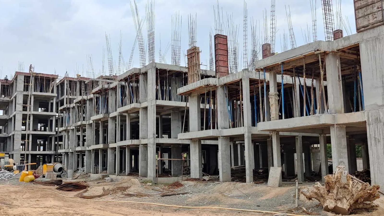 ఫ్లాట్ ఆలస్యం అయితే బిల్డర్‌పై ఎలా చర్య తీసుకోవాలి?