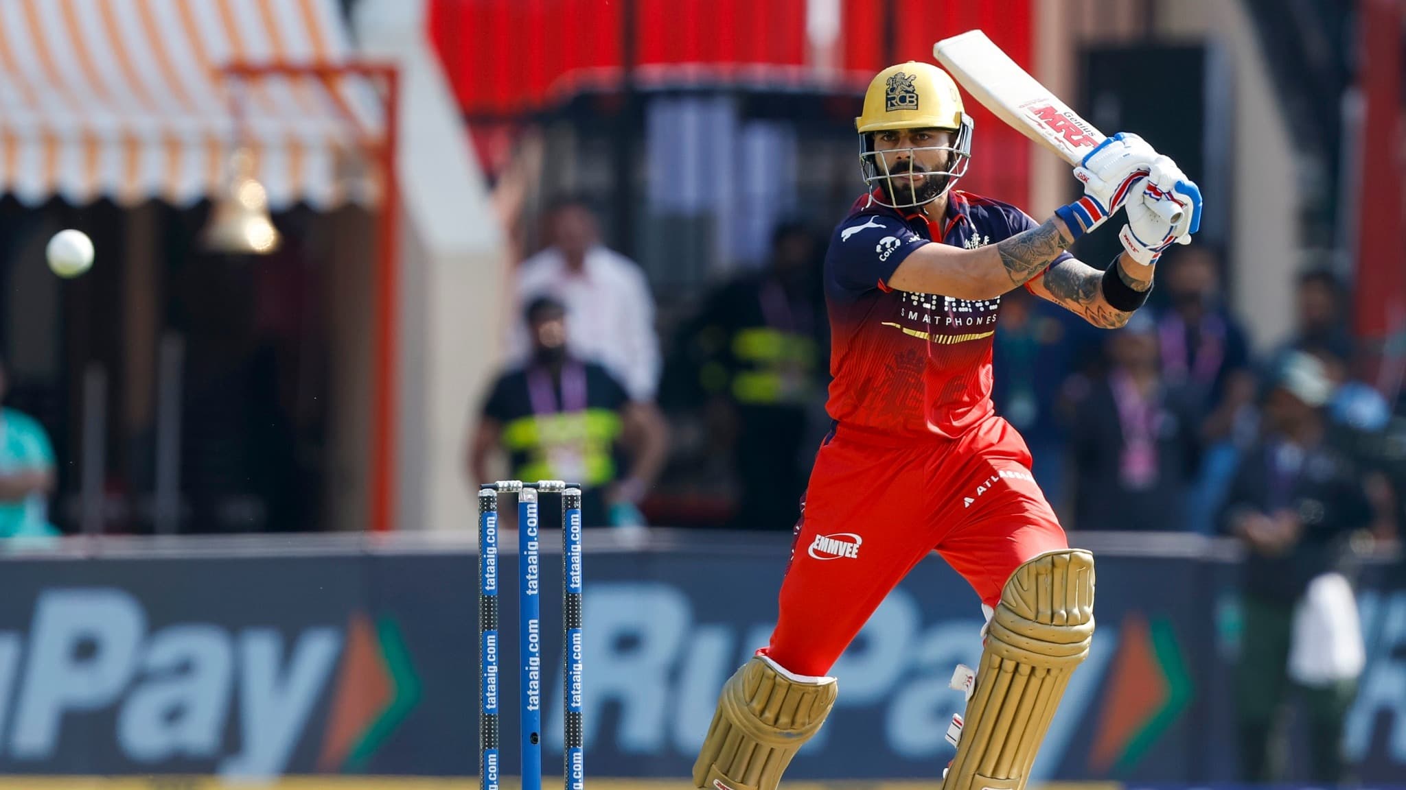 RCB 20 ఓవర్లలో 222 పరుగులు PBKSకు 223 లక్ష్యాన్ని నిర్దేశించింది