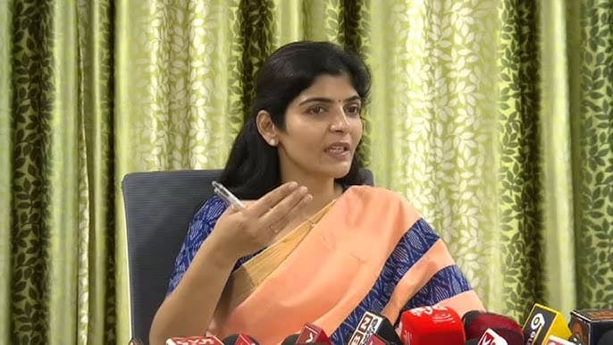 POSH యాక్ట్ విస్తరణపై రాయపాటి శైలజ సమీక్ష