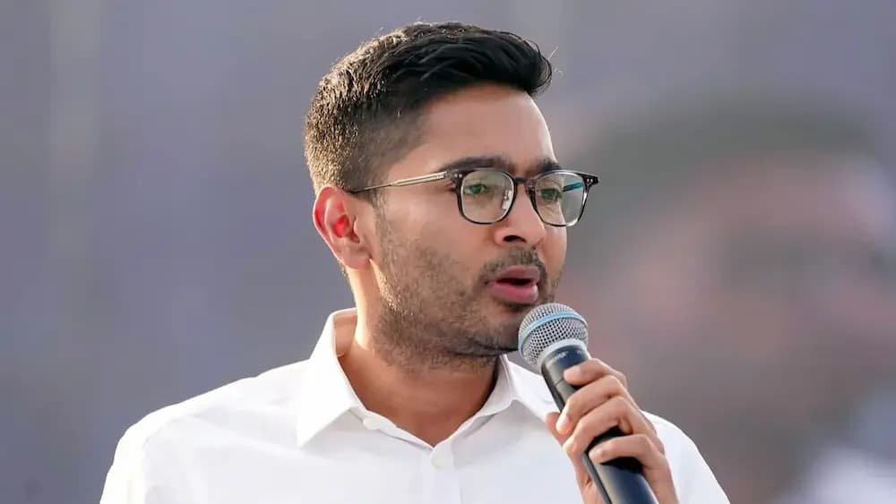 అభిషేక్ బెనర్జీకి కోర్టు మధ్యంతర రక్షణ