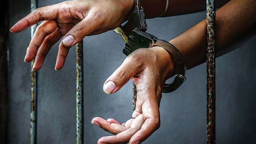 వరుస చోరీల ముఠా గుట్టురట్టు..