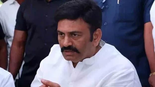 విశాఖలో డిప్యూటీ స్పీకర్ రఘురామ స్థలం కబ్జా..