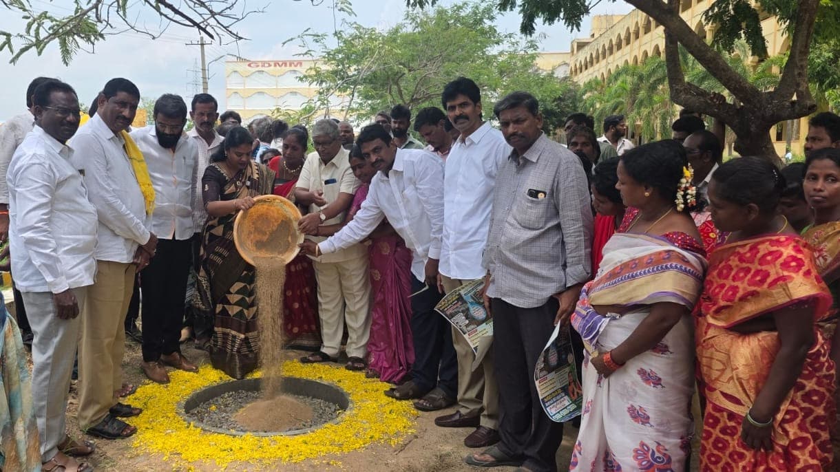 జల సంరక్షణకు విద్యాసంస్థలు ఆదర్శంగా నిలవాలి ఎమ్మెల్యే సౌమ్య