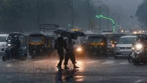 రుతుపవనాలు వచ్చాయి.. అయినా ఉత్తరాదిలో వర్షాలు ఎందుకు లేవు?