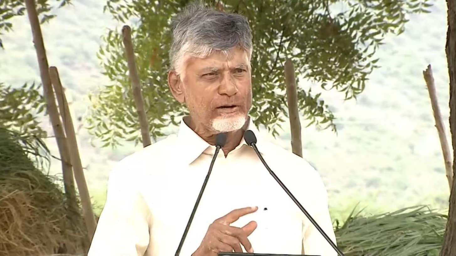 ప్రాజెక్టుకు భూములివ్వడం అంటే త్యాగం చేసినట్టే: సీఎం చంద్రబాబు