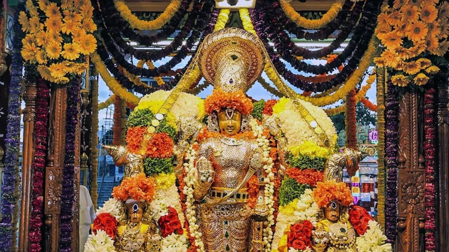 తిరుచానూరులో శ్రీ సుందరరాజ స్వామి తెప్పోత్సవం వైభవం