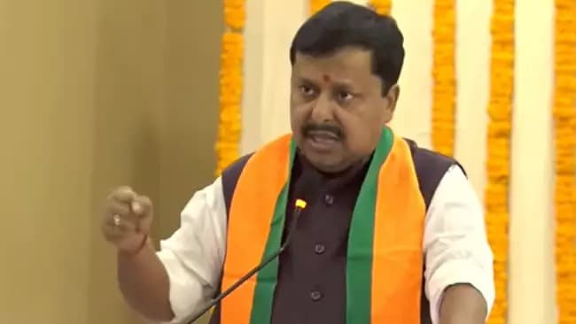 తెలంగాణను దిల్లీ ఏటీఎంగా మార్చారు: నితిన్ నబీన్
