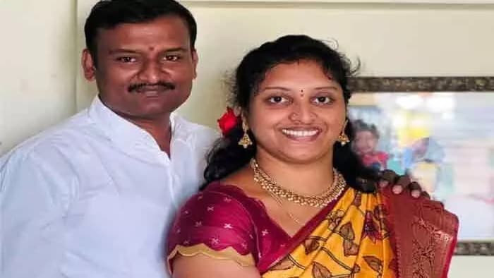 ఘట్‌కేసర్ సమీపంలో దంపతుల మృతి.. కారణాలపై దర్యాప్తు