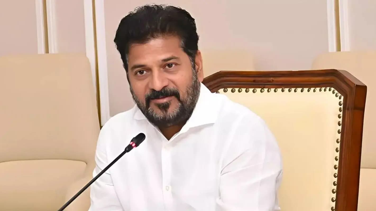 హైదరాబాద్ మెట్రో ఫేజ్-2పై కేంద్రానికి రేవంత్ లేఖలు