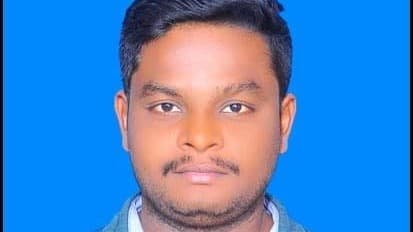 చల్లపల్లిలో నిరుపేద విద్యార్థినికి రూ.2,000 ఆర్థిక సహాయం