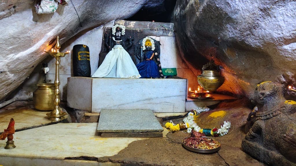 దేవరగట్టులో మళమల్లేశ్వర స్వామి విశేష పూజలు
