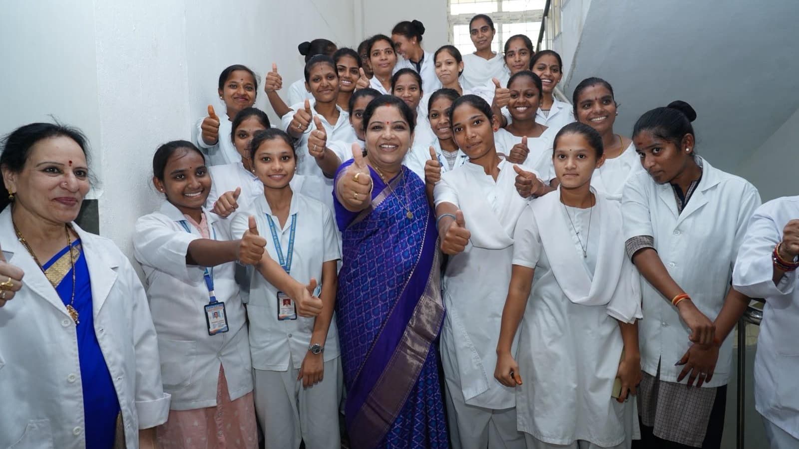 సాలూరులో మెగా రక్తదాన శిబిరం ప్రారంభించిన మంత్రి సంధ్యారాణి