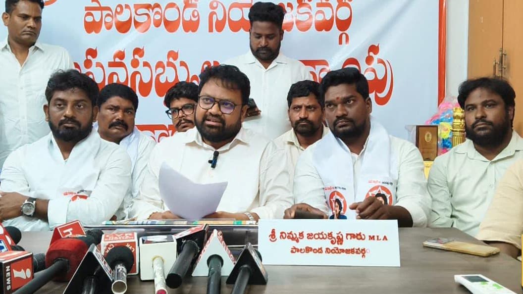 రాష్ట్రంలో మత ఘర్షణలకు వైసీపీ కుట్ర చేస్తోందన్న జయకృష్ణ