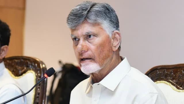 వియత్నాం పడవ ప్రమాదంపై సీఎం చంద్రబాబు సమీక్ష..