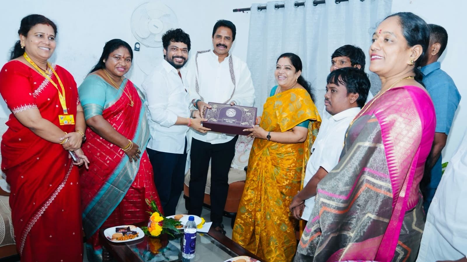 సంధ్యారాణి గారిని మర్యాదపూర్వకంగా కలిసిన కిడారి శ్రావణ్