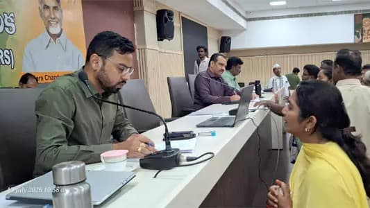 పీజీఆర్ఎస్ అర్జీల పరిష్కారంపై ప్రత్యేక దృష్టి: జేసీ అశుతోష్