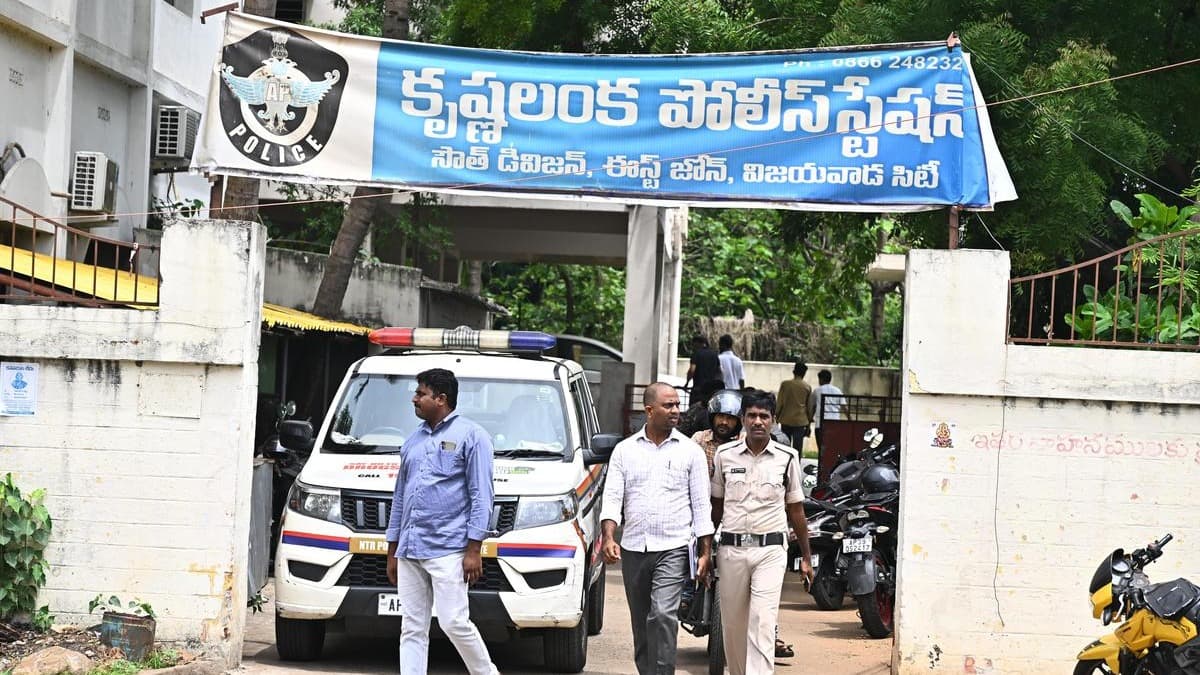 సాయికృష్ణ కేసులో కీలకంగా మారిన సురేష్ 