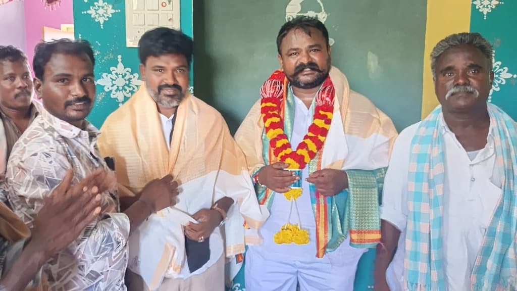 పెద్దకడబూరులో జై భీమ్ ఎమ్మార్పీఎస్ ర్యాలీ