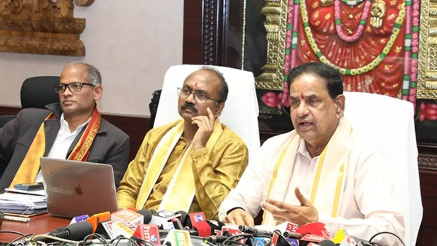 బి.ఆర్. నాయుడు అధ్యక్షతన టీటీడీ పాలకమండలి సమావేశం
