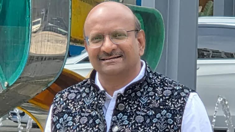 హెచ్‌ఎండీఏ చీఫ్ ఇంజినీర్ రవీందర్‌పై ఏసీబీ దాడులు