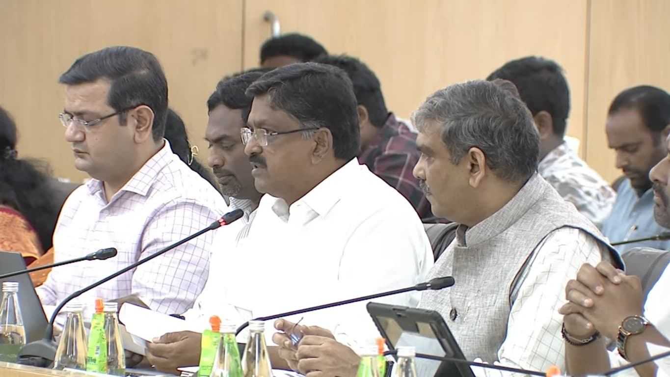 మంత్లీ ఎకనామిక్ రిపోర్టులతో ఏపీ పాలనలో కొత్త మార్పులు