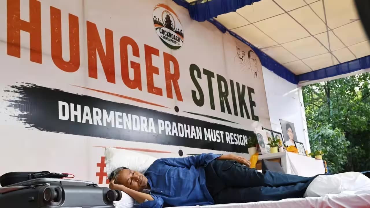 సోనం వాంగ్‌చుక్‌కు బలవంతపు ఆహారం ఇవ్వాలని హైకోర్టులో పిటిషన్