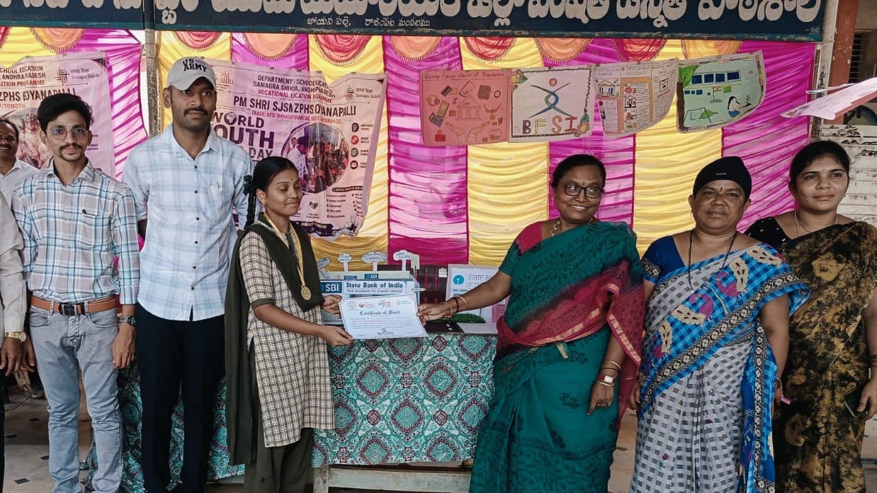 నైపుణ్యాలను అందించడం నైపుణ్య విద్య ముఖ్య ఉద్దేశం: భారతి