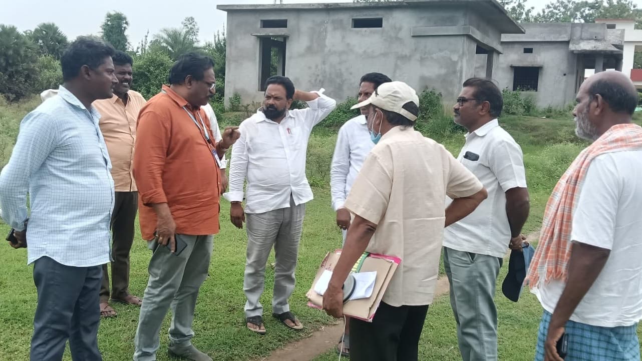 అరసాడలో రూ.2 కోట్లతో పీహెచ్‌సీ భవనానికి శంకుస్థాపన