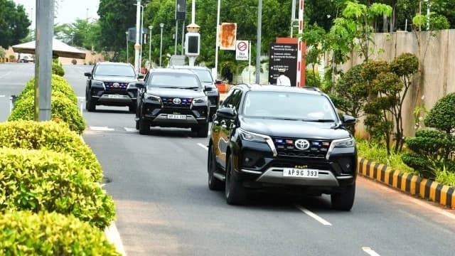 వీవీఐపీ కాన్వాయ్‌కు కొత్త వాహనాలు..