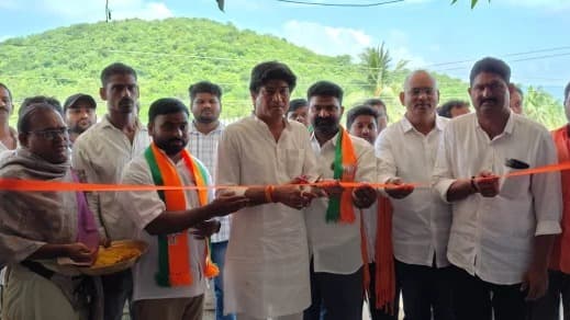 రౌతులపూడిలో భాజపా కార్యాలయం ప్రారంభం