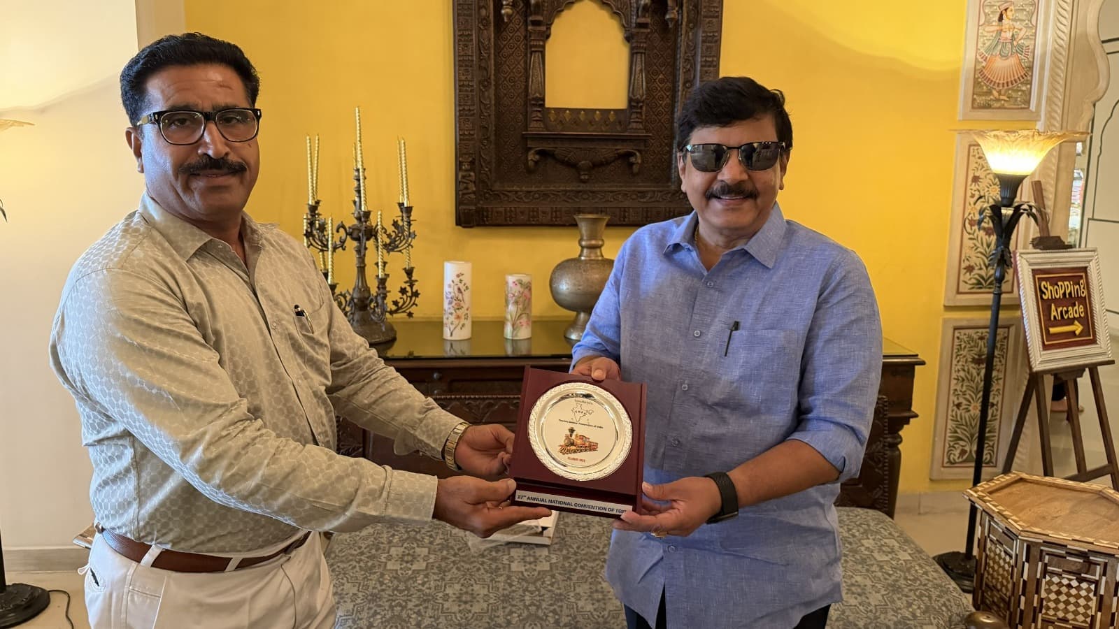ఏపీ యువతకు టూరిజం గైడ్స్‌గా ఉపాధి: మంత్రి దుర్గేష్