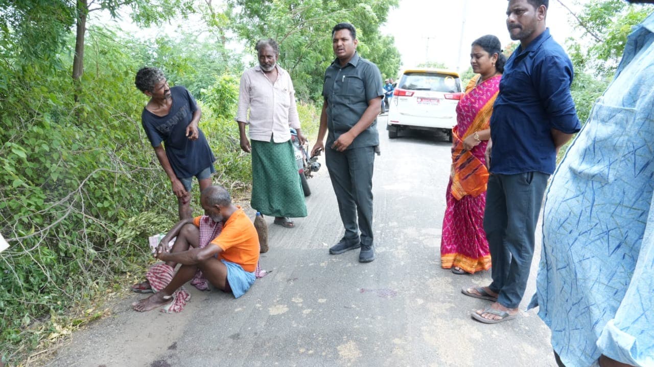 ప్రమాద బాధితుడికి అండగా నిలిచిన తంగిరాల సౌమ్య