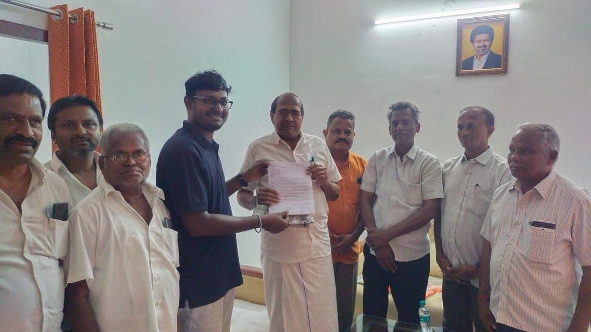 పెరుందురైలో 25 ఏళ్లుగా నిరుపయోగంగా టాహ్‌డ్కో పారిశ్రామిక షెడ్లు