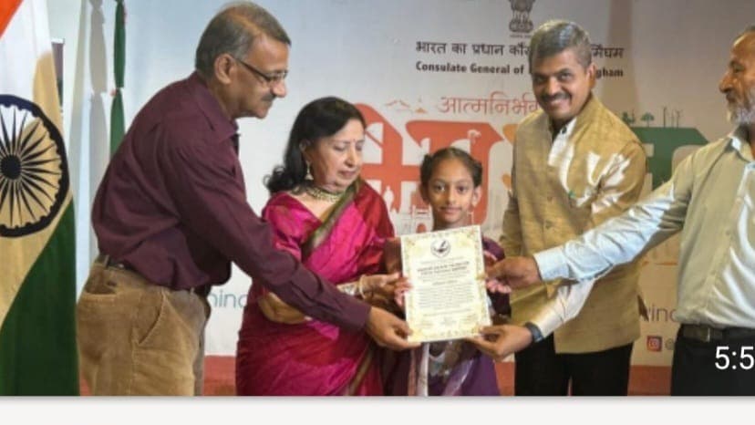 మంగళగిరి యువ రచయిత్రులకు అంతర్జాతీయ గౌరవం