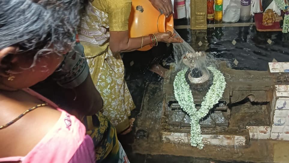 వర్షాల కోసం నేల బెలుం మల్లేశ్వరుడికి సహస్ర ఘటాభిషేకం
