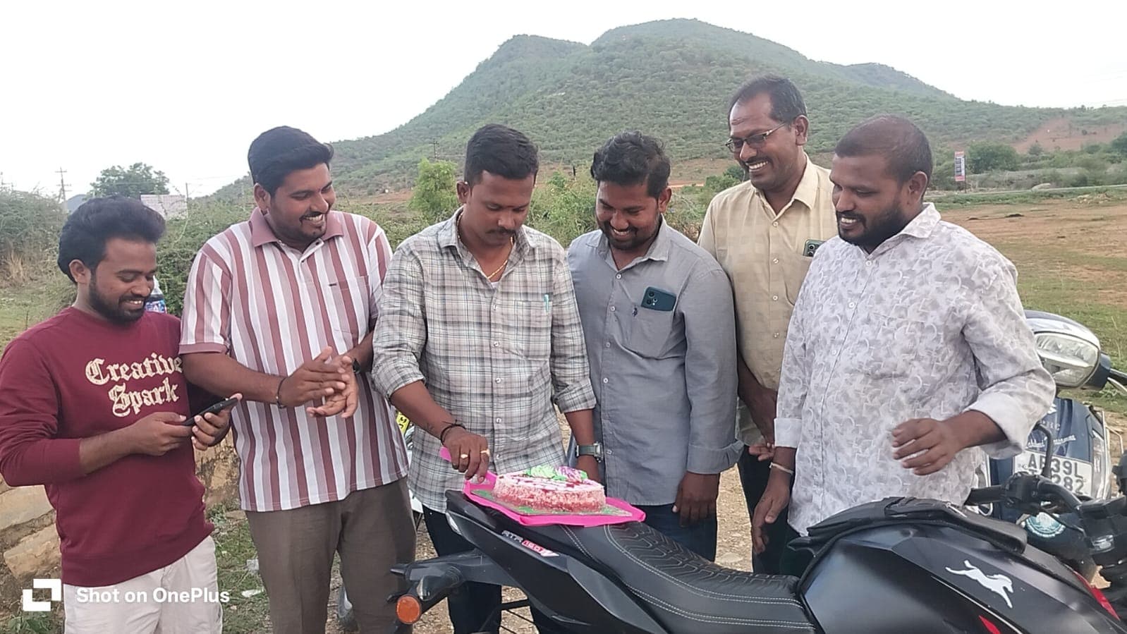 ఘనంగా తెలుగు యువత మండల అధ్యక్షుడు జన్మదిన వేడుకలు